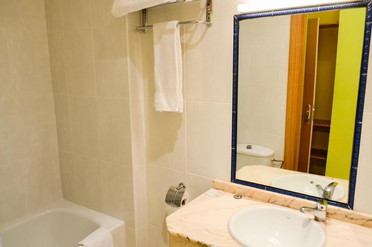 Alda Via De La Plata Rooms La Bañeza Exteriör bild
